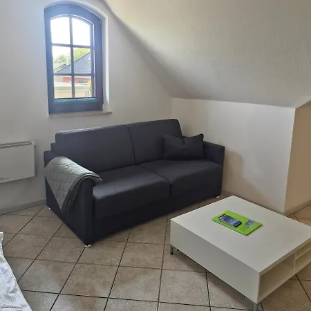 Fischstuebchen Neeberg 2 - Meerjungfrau * Krummin